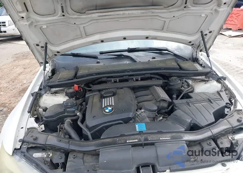 2010 BMW 328I xDrive z USA, uszkodzony, nr VIN WBAPK5C58AA650779